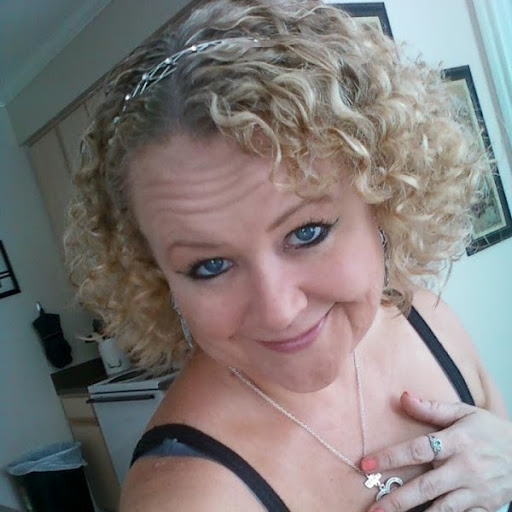 Katherine Atkinson Photo 35