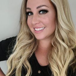 Kristen Barber Photo 16