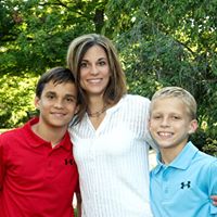 Michelle Roth Photo 16