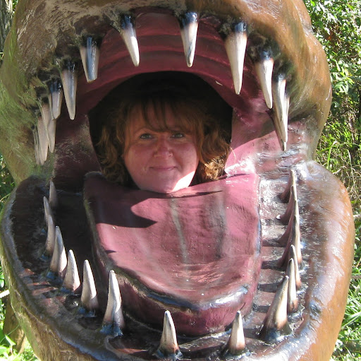 Cynthia Bowling Photo 28