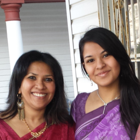 Sarah Mathew Photo 13
