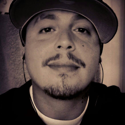 Michael Stapleton Photo 37