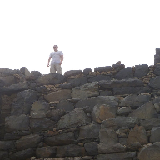 Charlie Sharp Photo 29