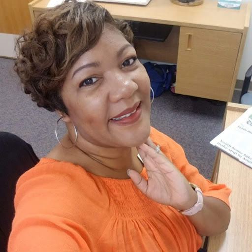 Beverly Carter Photo 26