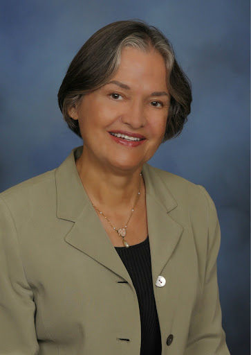 Rita Reynolds Photo 13