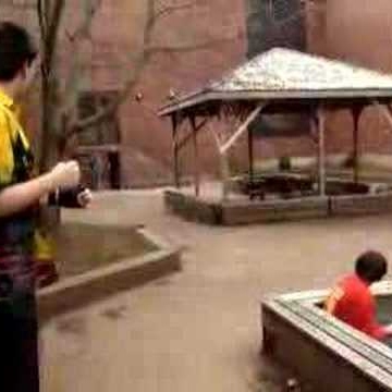 Julia Clements Photo 31