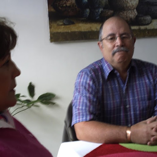 Luis Arango Photo 16