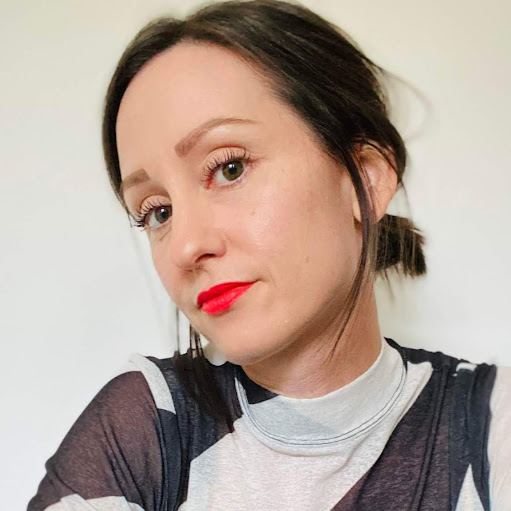 Sara Phillips Photo 18