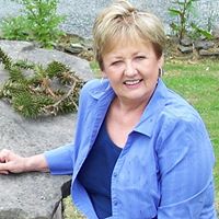 Jackie Devine Photo 9