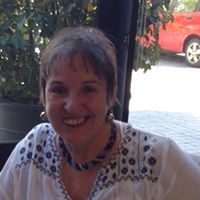 Lily Thompson Photo 13