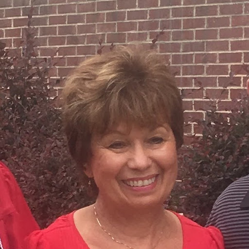 Annette Hunt Photo 34
