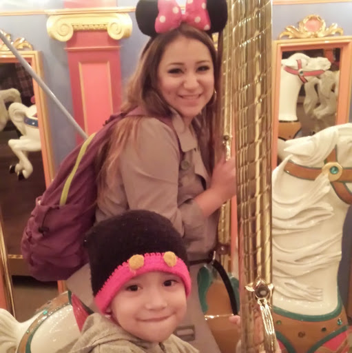 Mayra Reyes Photo 19