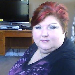 Julie Scull Photo 9