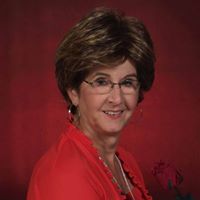 Linda Roberts Photo 33