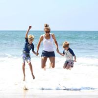 Kristen Amos Photo 17