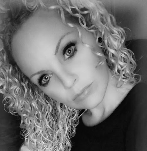Melissa Myers Photo 35