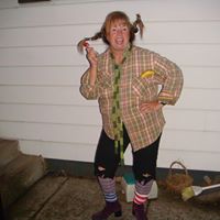 Connie Betts Photo 19