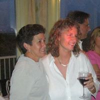 Vicky Crews Photo 15