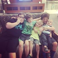 Julie Sampson Photo 24