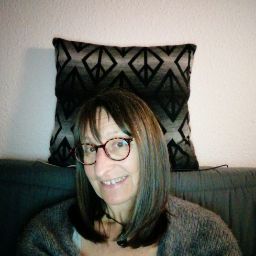 Michelle Boyer Photo 15