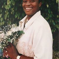 Jacqueline East Photo 6