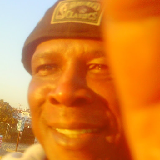 Richard Oneal Photo 8