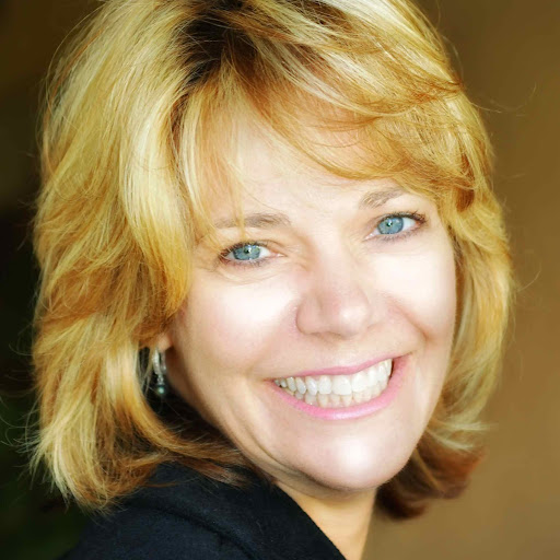 Stacy Simons Photo 3