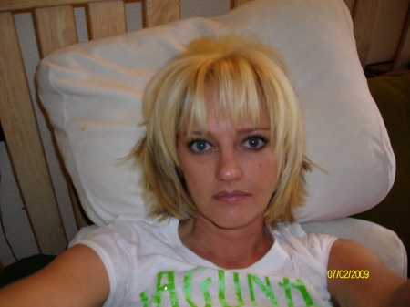 Laura Metzger Photo 14