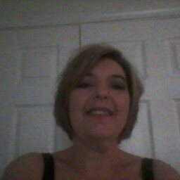 Betty Stacy Photo 3