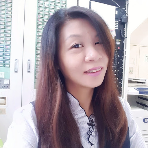 Janet Ho Photo 11