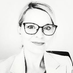 Maria Mares Photo 18