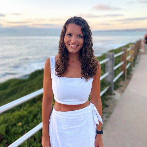 Emma Sweet Photo 18