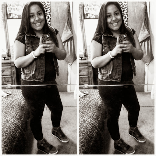 Crystal Vasquez Photo 18