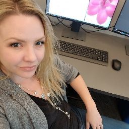 Kelly Maurer Photo 20