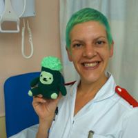 Julia Layton Photo 15