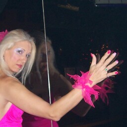 Donna Richards Photo 13