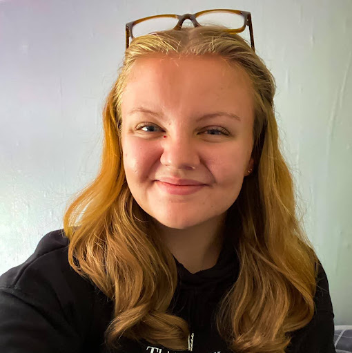 Stephanie Painter Photo 28