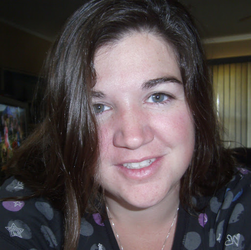 Lori Campbell Photo 26