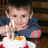 Kelly Larson Photo 25