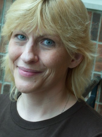 Laura Berry Photo 17