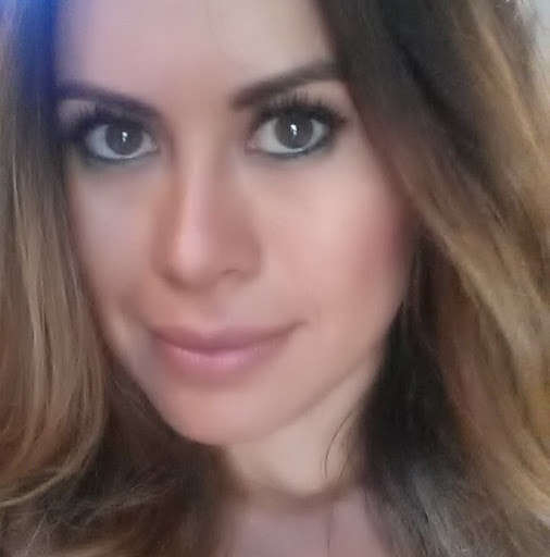 Alicia Gomez Photo 20