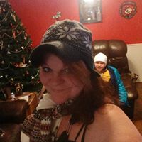 Elizabeth Howland Photo 17