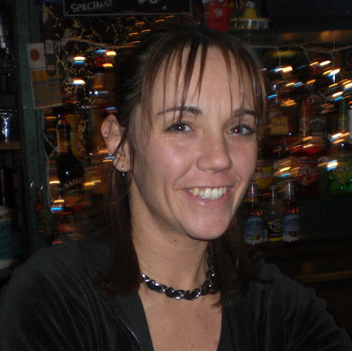 Angela Mills Photo 31