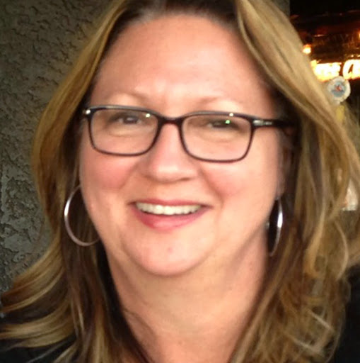 Laurie Welch Photo 17