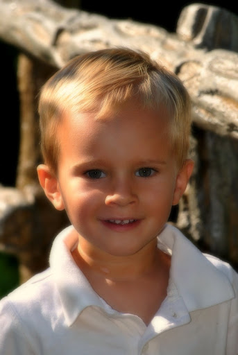 Angela Huston Photo 6