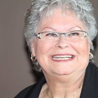 Donna Lacroix Photo 19