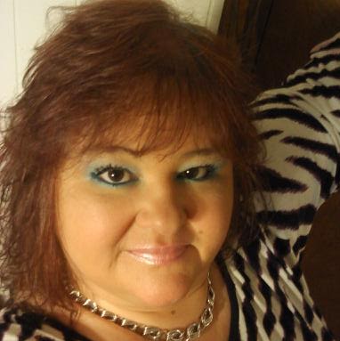 Angie Wells Photo 12