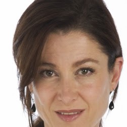 Elizabeth Singer Photo 30