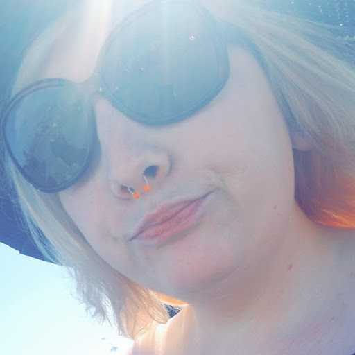 Samantha Turner Photo 16