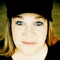 Shelley Fowler Photo 31